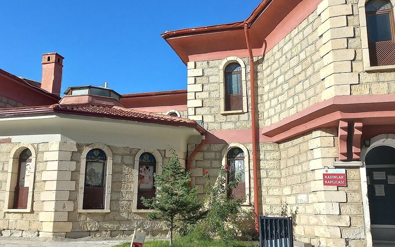 Termal Bölgede Boya: Sandıklı ve Gazlıgöl'de Ne Değişir?